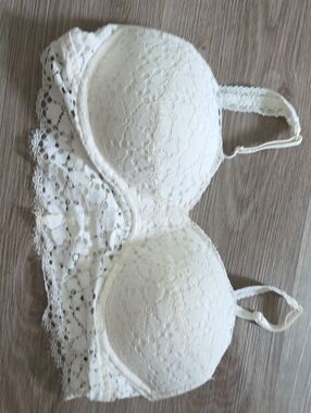 PINK Victoria's Secret Cream Lace Padded Bralette